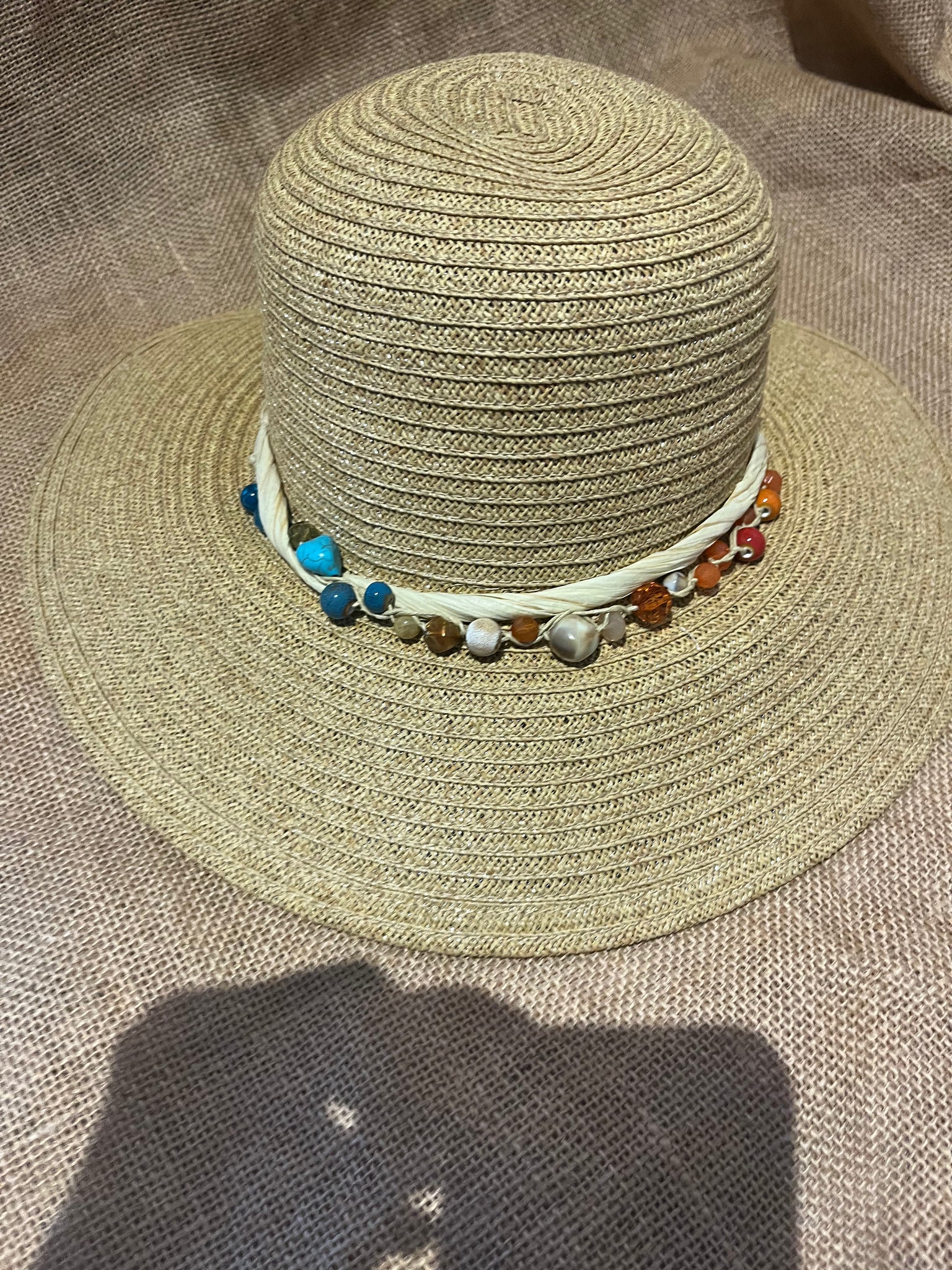 Natural straw hat with beaded rim