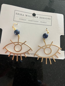 Eye earrings with blue stone