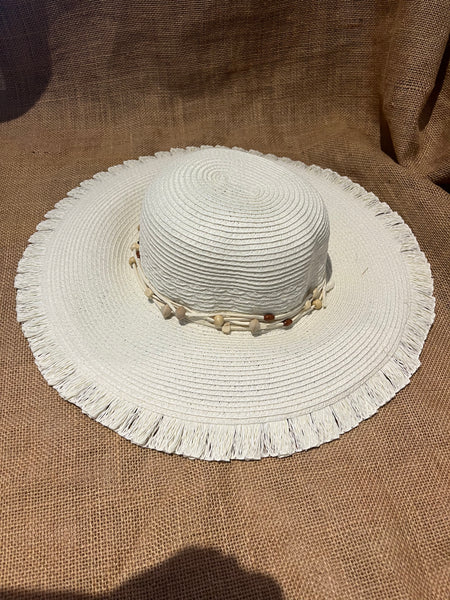 Cream hat with neutral beaded rim